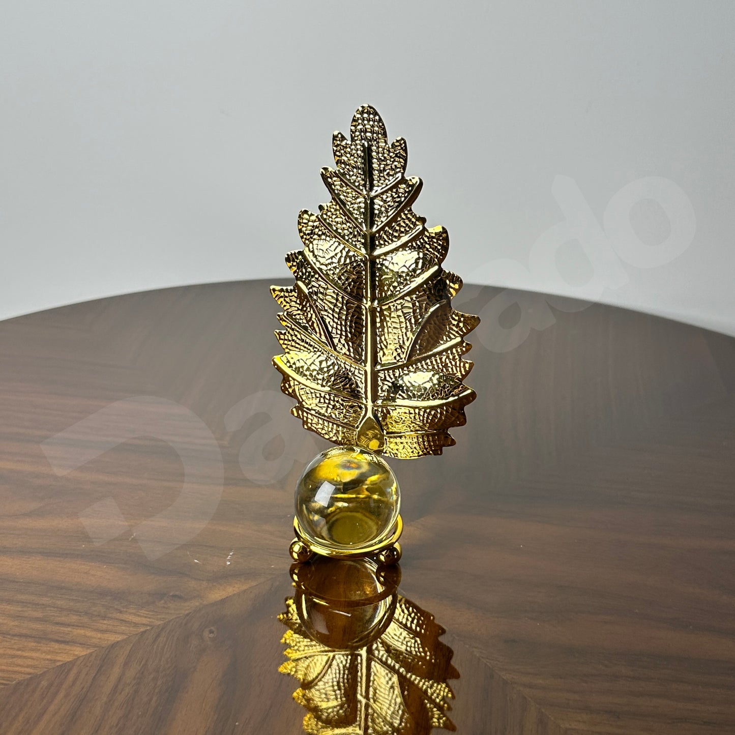 Golden Common Oak Leaf with Crystal Glass Ball